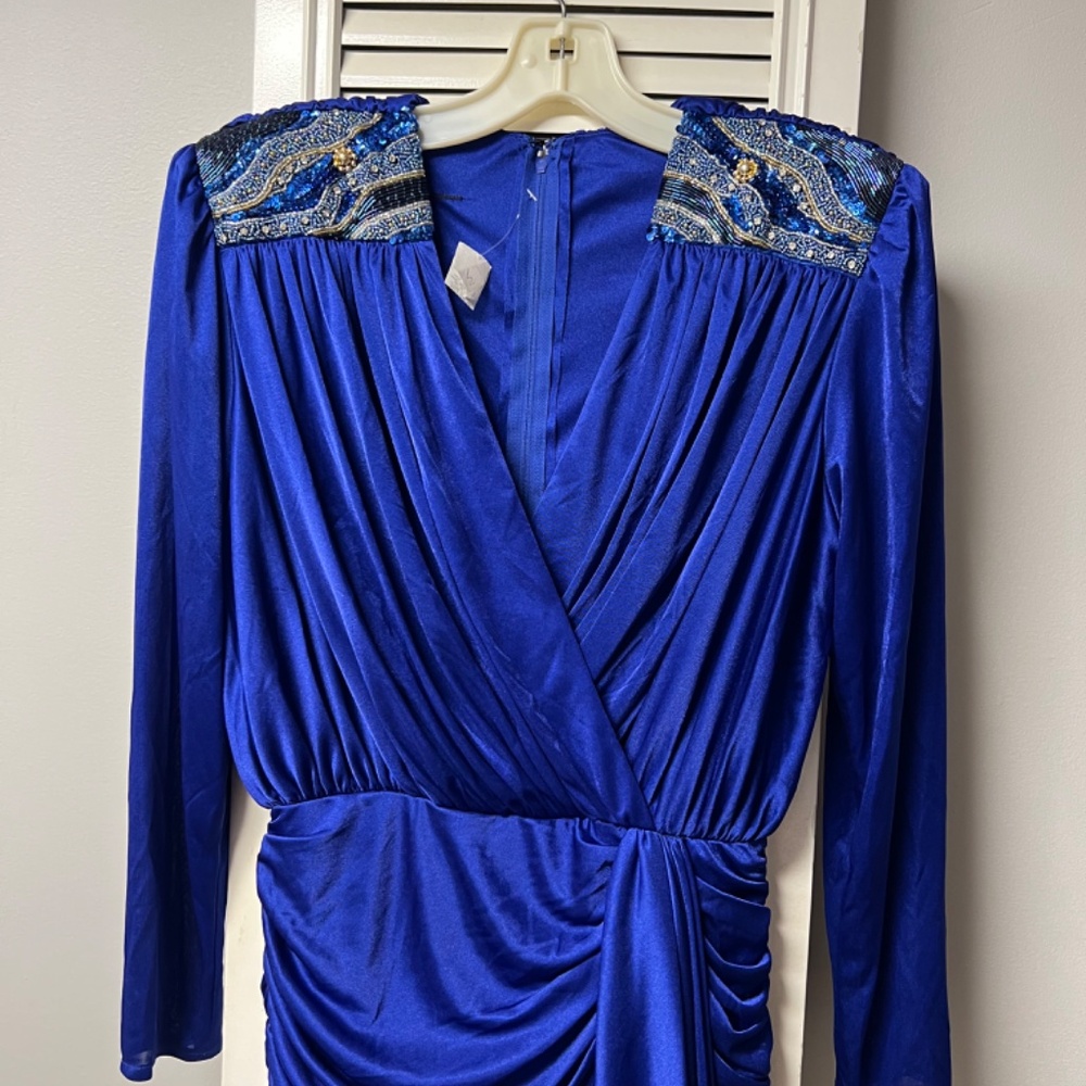 Dress - Picture 2 of 7